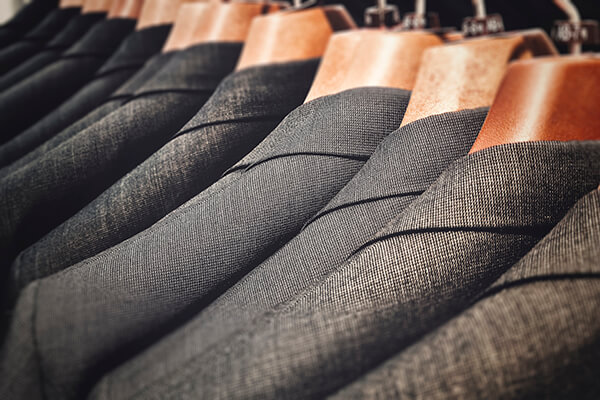 失敗しないテーラードジャケットの選び方